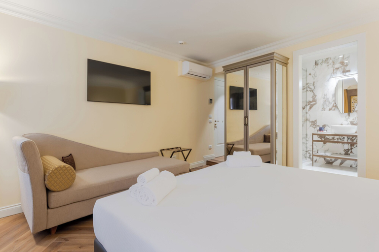 Bedroom 3, 286 Piazza San Marco, Venezia