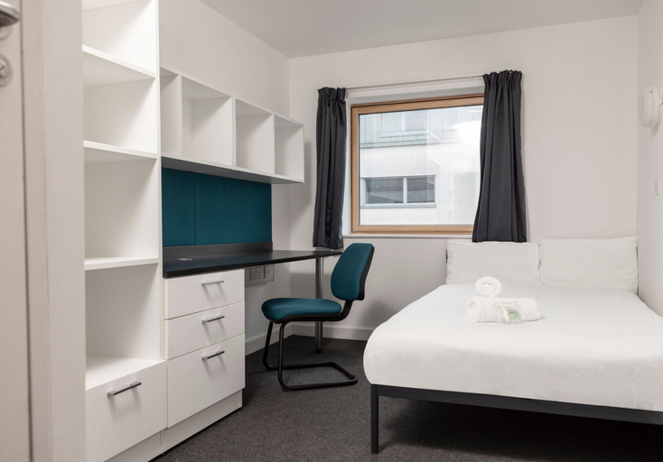 Bedroom 2, Wenlock Court, Luton