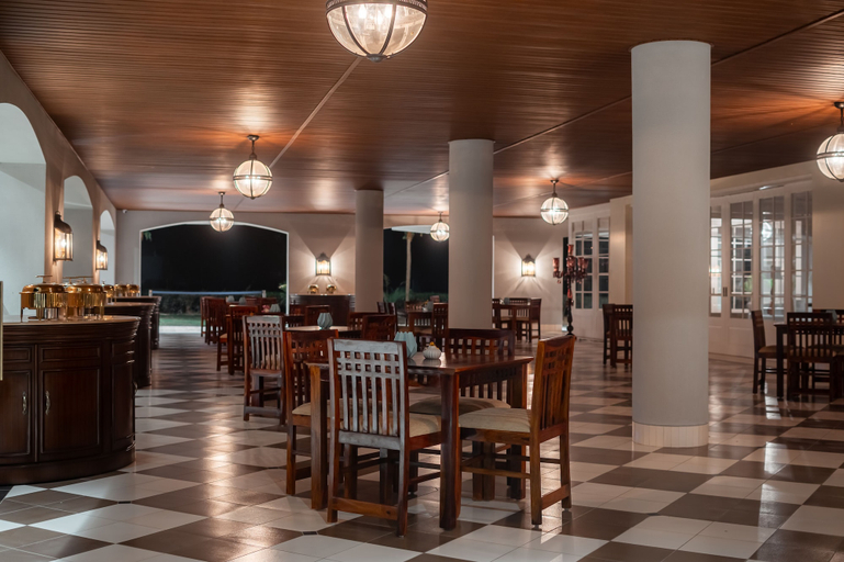 Food & Drinks 5, Vaani Greens, Nagaon
