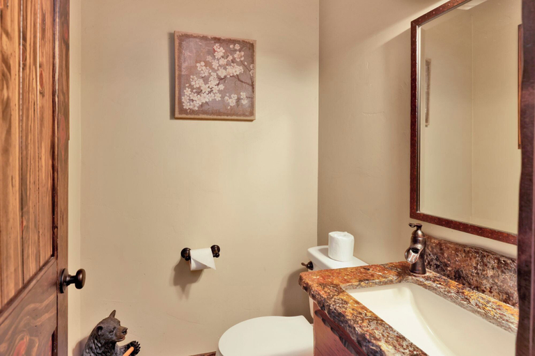 Bathroom 5, Eagle Point Lodge #2080, San Bernardino