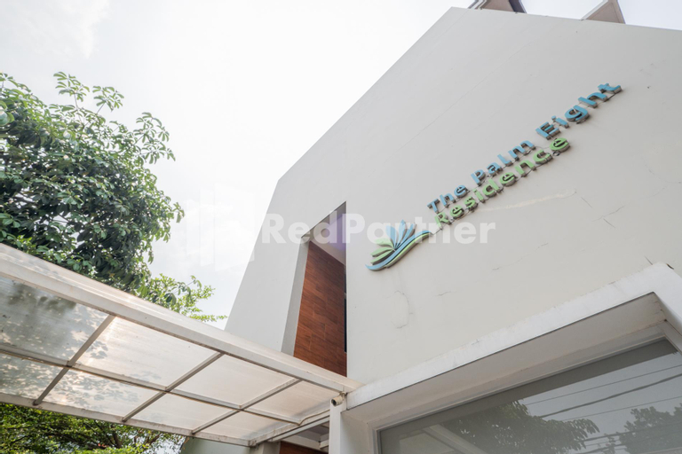 Exterior & Views 7