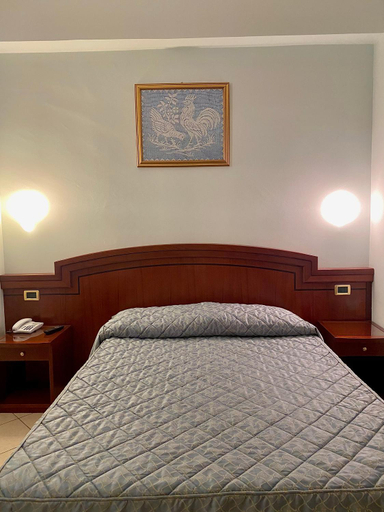 Bedroom 2, Hotel Sangro, Chieti