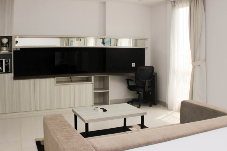Others 3, Nice And Comfy Studio Azalea Suites Apartment, Cikarang