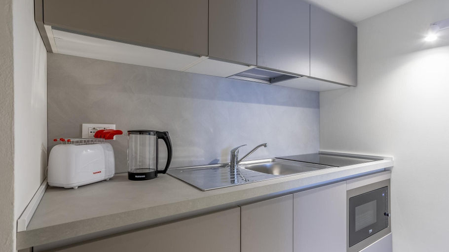 Room 3, Italianway - The B Village Superior - 56, Milano