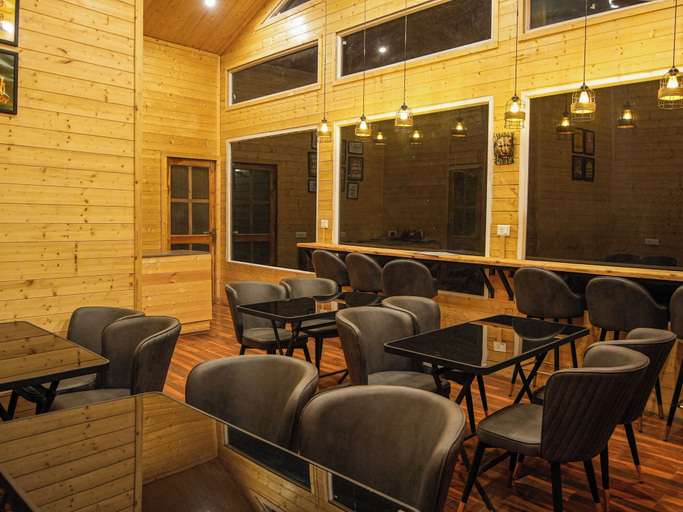 Food & Drinks 4, The Himalayan Living Whistling Pines, Nainital