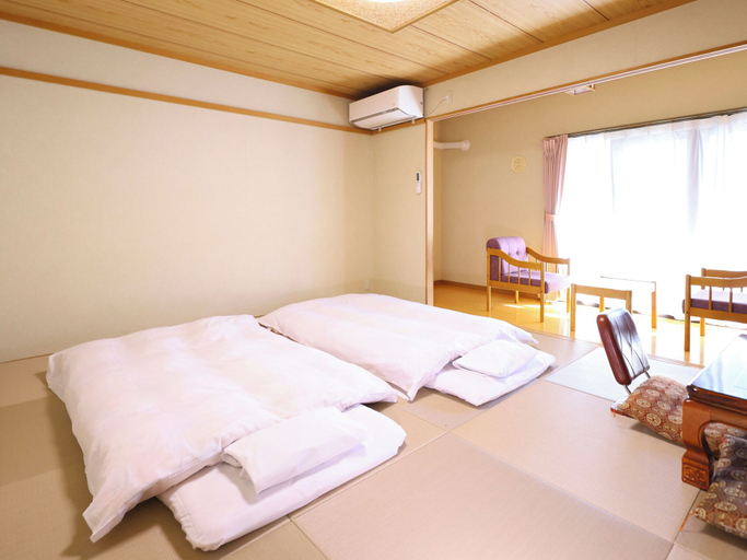 Bedroom 2, Kakeyu Onsen Kutsurogi No Yado Kuroiwa Ryokan, Ueda