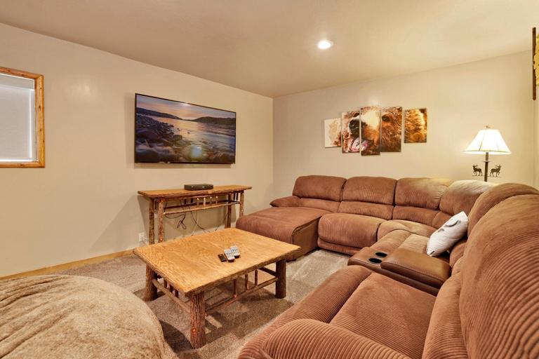Others 5, Menlo Slope View Chalet #2233, San Bernardino