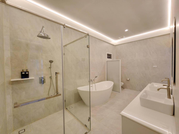 Hot tub, Niyham Pool Villa, Bang Phli