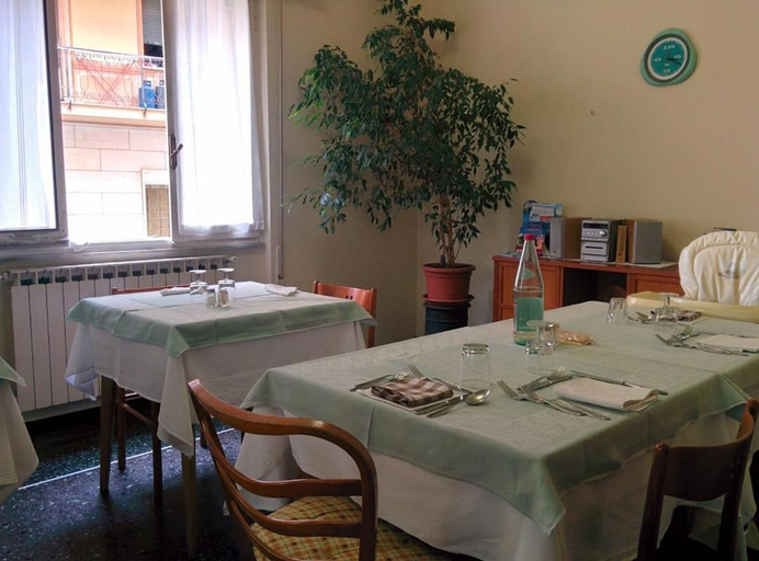 Food & Drinks 5, PENSIONE GARDENIA, Savona