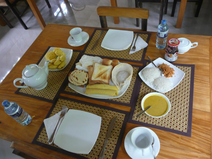 Food & Drinks 4, Silent Bungalow, Embilipitiya