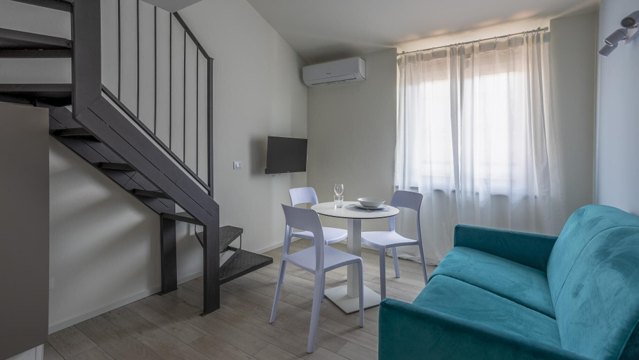 Room 4, Italianway - The B Village Superior - 56, Milano