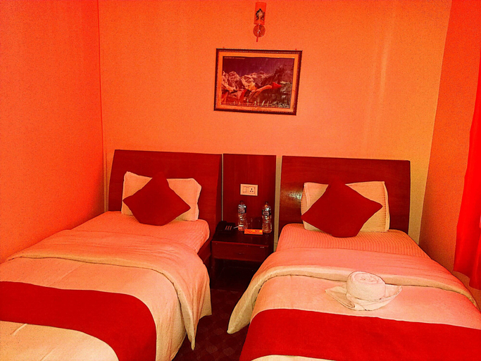 Bedroom 5, The Hotel Mountain, Mechi