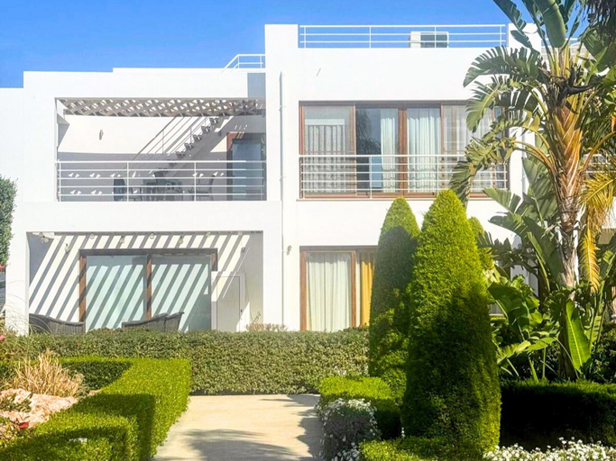 Exterior & Views 2, Penthouse Apartment With Stunning Sea and Mountain Views