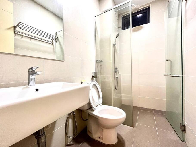 Bedroom 3, Urban Retreat @ Atlantis Residence-Pool View-Wi-Fi & Games, Malacca City