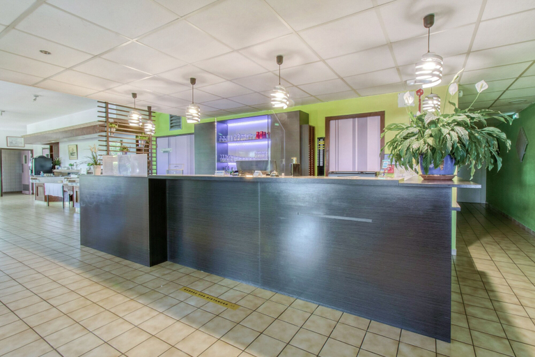Others 5, Brit Hotel Confort Pau Lons, Pyrénées-Atlantiques