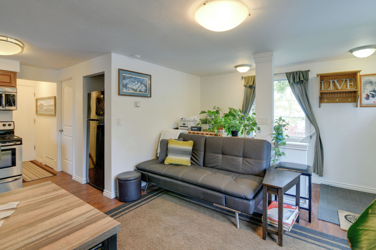 Others 1, Cozy Anchorage Retreat < 4 Mi to Downtown!, Anchorage