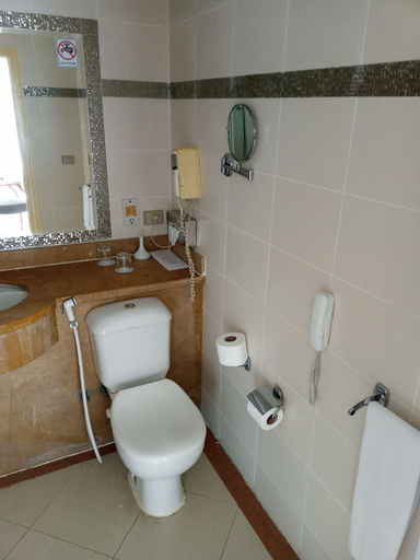 Bathroom 5, Steigenberger Pyramids Cairo, Al-Ahram