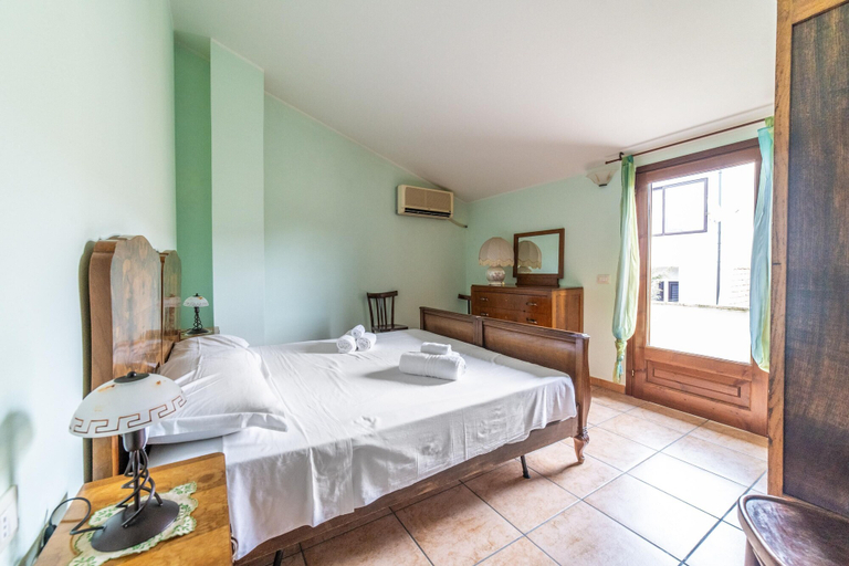 Bedroom 2, Sa Pedrera in Sa Rocca Tunda, Oristano