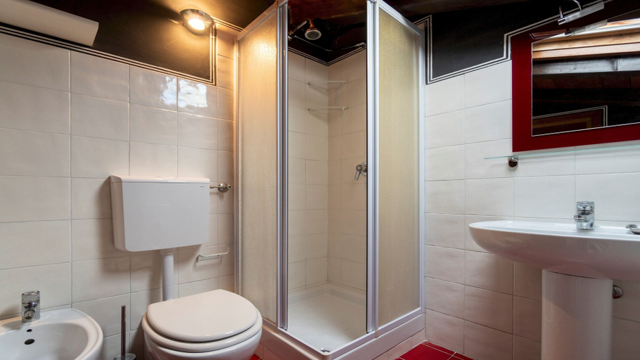 Bathroom 4, Italianway - Piella 5, Bologna