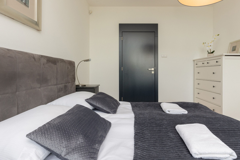Bedroom 3, Sielecka Apartment Warsaw by Renters, Warsaw