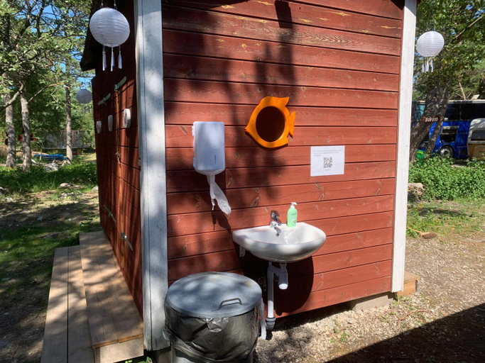 Bathroom 1, Nissevikens Stugby, Gotland