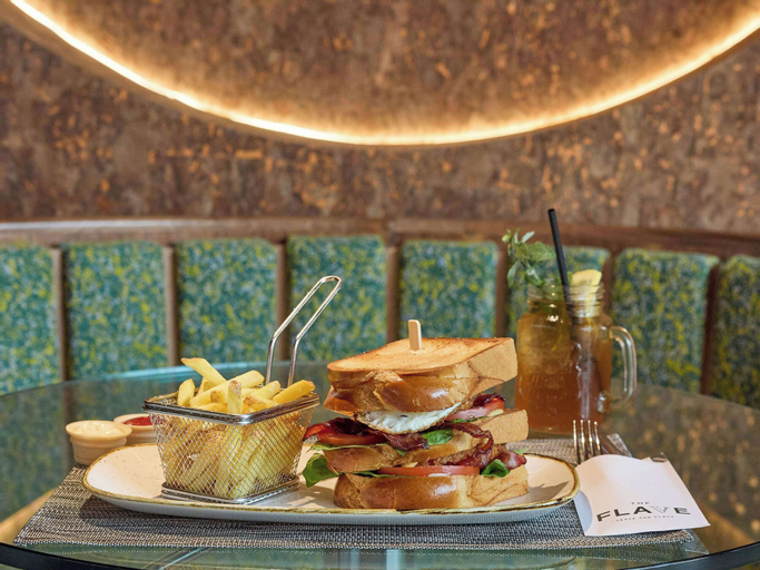 Food & Drinks 27