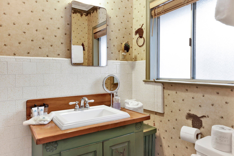 Bathroom 4, Timber Pines Chalet #2417, San Bernardino