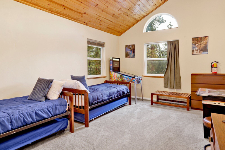 Bedroom 3, Mount Berkley #2367, San Bernardino