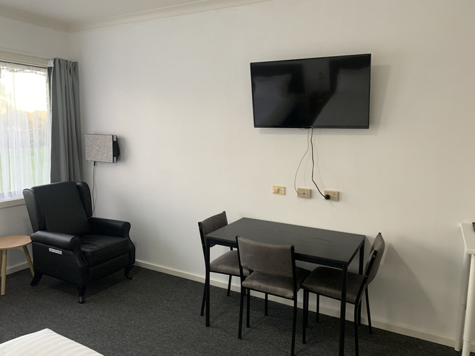 Bedroom 3, The Reserve Hotel, Wellington - Sale