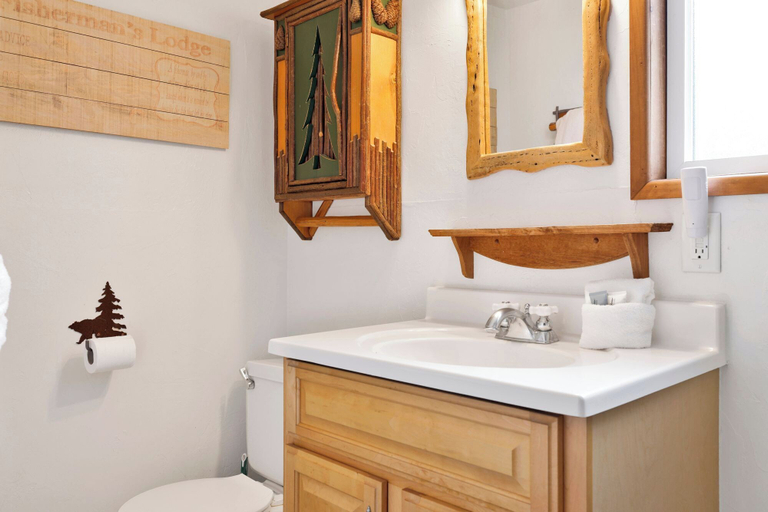 Bathroom 4, Lakeview Getaway #2120, San Bernardino