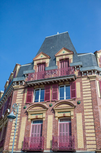 Exterior 4