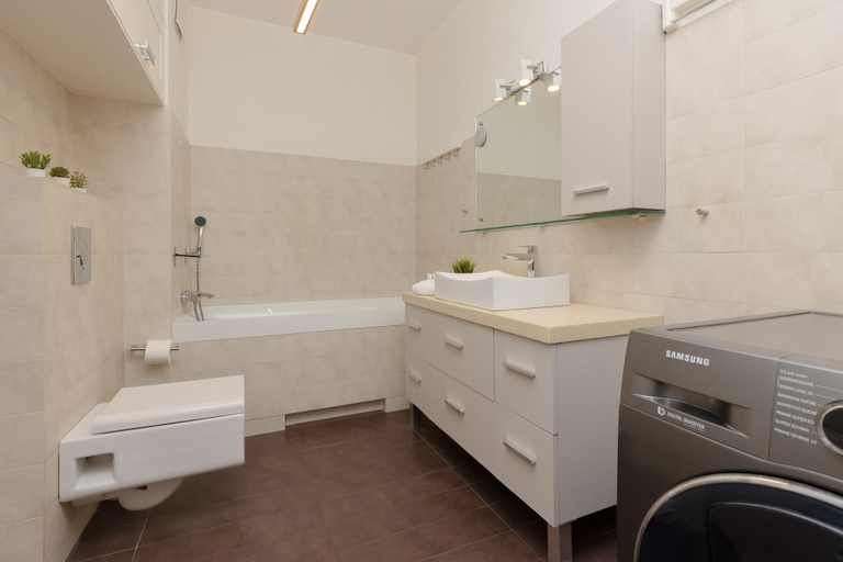 Bathroom 4, Sielecka Apartment Warsaw by Renters, Warsaw
