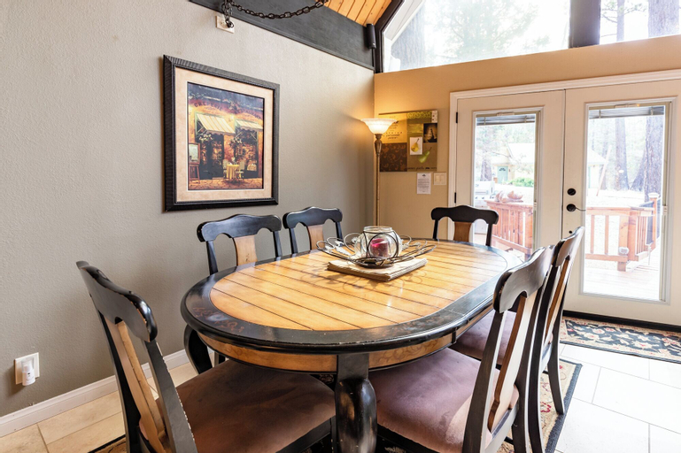Dining Room 5