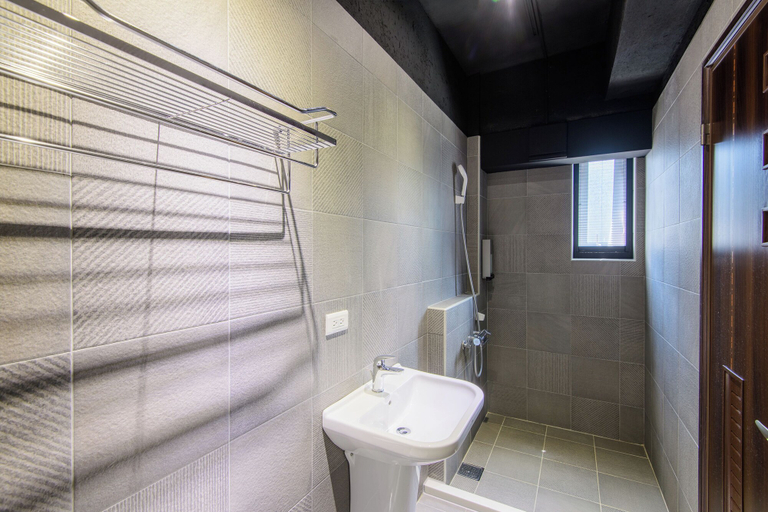 Bathroom 3, Fort Provintia, Tainan