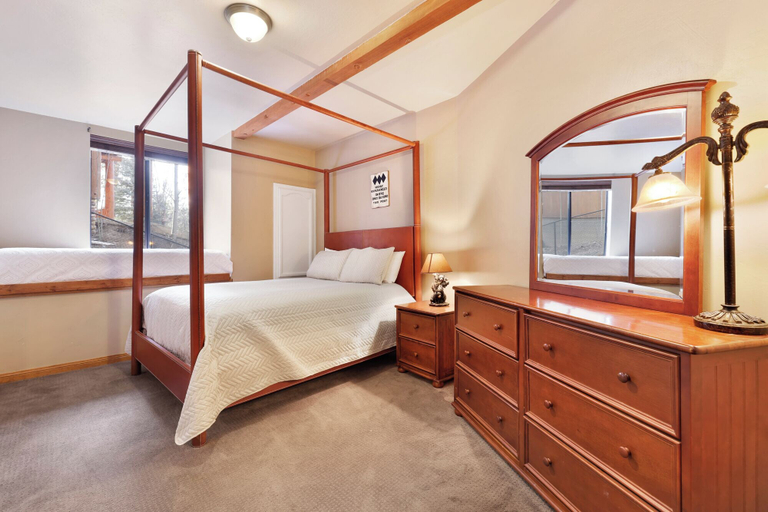 Bedroom 2, Four Happy Bears Estate #1277, San Bernardino