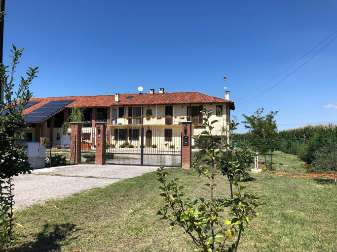 Cascina 'La Giardina', Cuneo