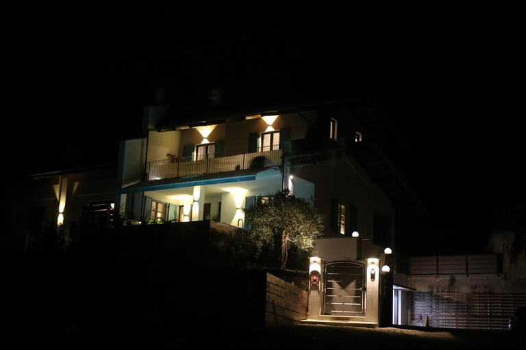 Exterior view 5, Villa Monforte Barolo with private pool - LANGHE GATEWAY, Cuneo