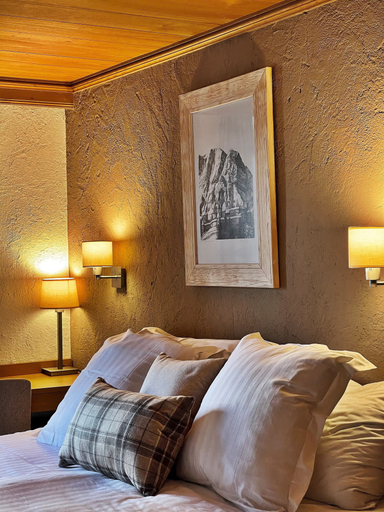 Bedroom 4, Le Saint Georges, La Gruyère