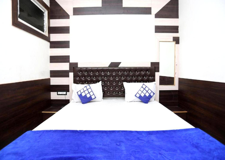 Bedroom 1, NAP Palace, Varanasi