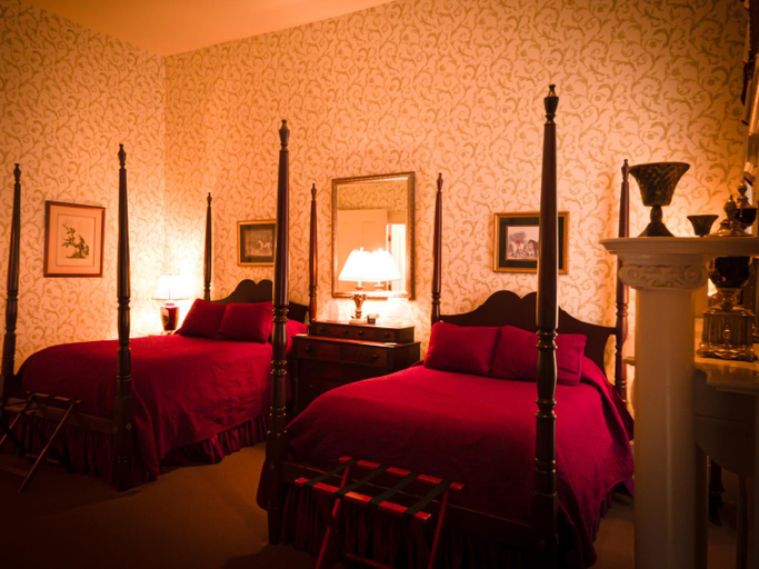 Bedroom 24