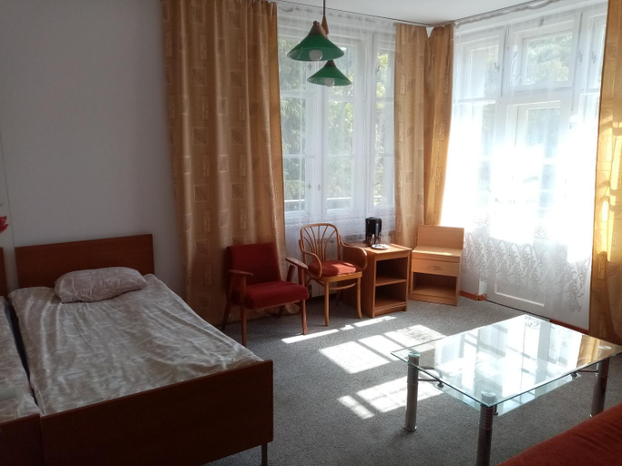 Others 2, Kasztelanka, Nowy Sącz