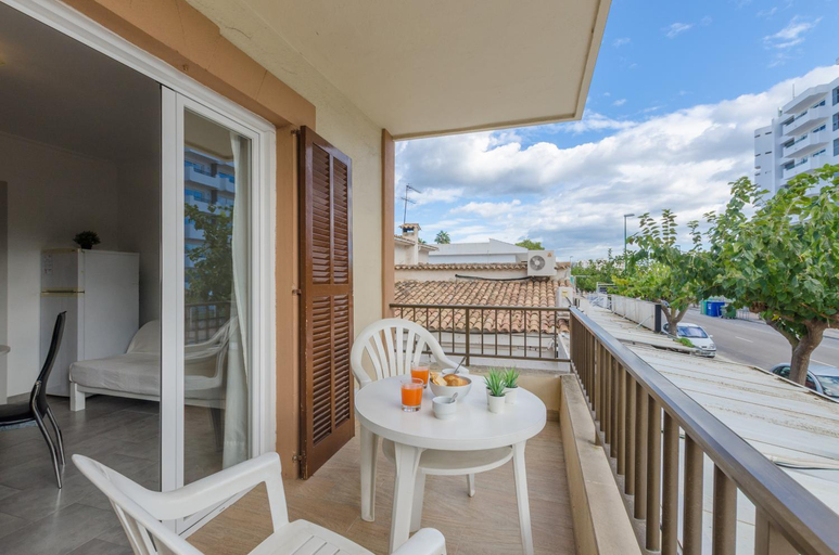 Others 4, Sol - Apartment In Platja D'alcudia. Free Wifi, Baleares