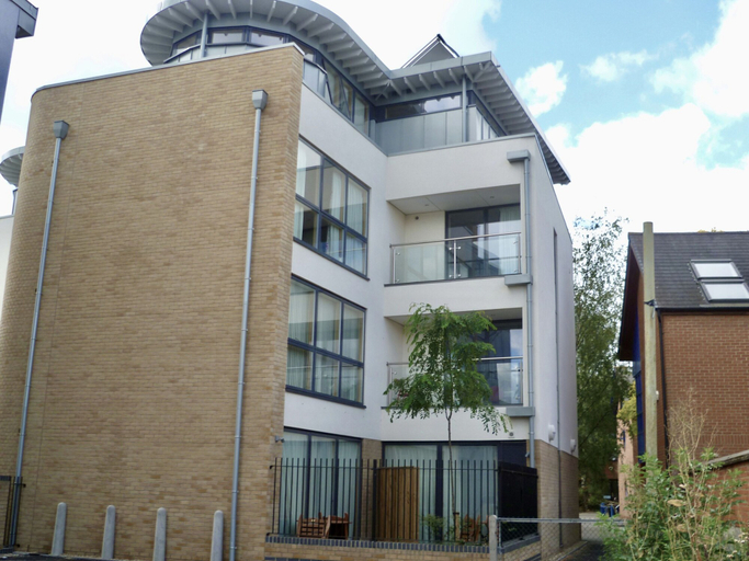 Exterior & Views, Your Space Apartments - Byron House, Cambridgeshire