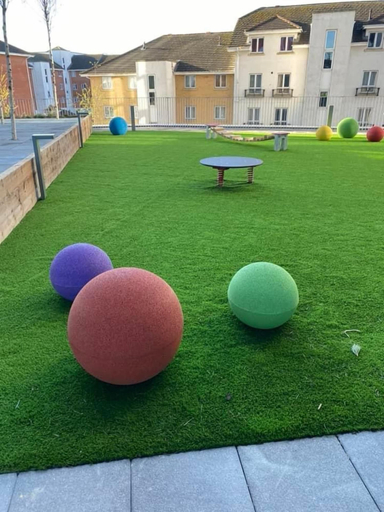 Others 5, Immaculate 3-bed Apartment Homes in London, London