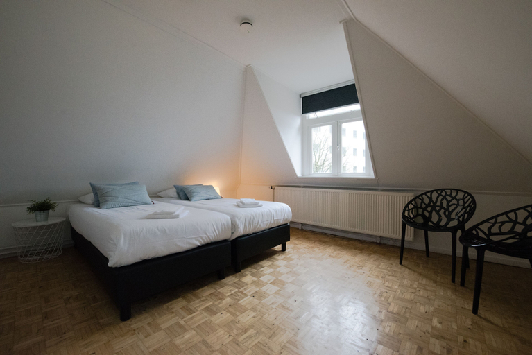 Bedroom 4, Flonk Hotel Groningen Centre, BW Signature Collection, Groningen