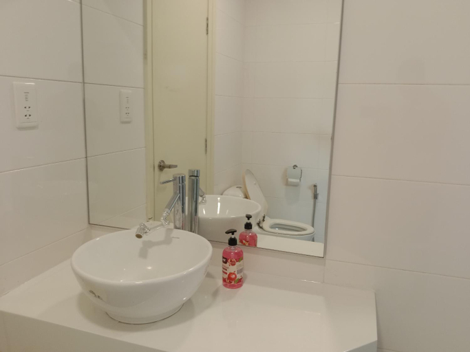 Bathroom 5, The Crest Residence, KLCC, Kuala Lumpur