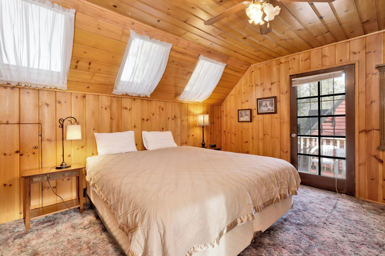 Bedroom 2, Pine Nest#2296, San Bernardino