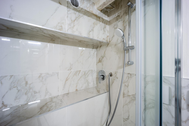 Room 2, Italianway - The B Village Standard - M4, Milano