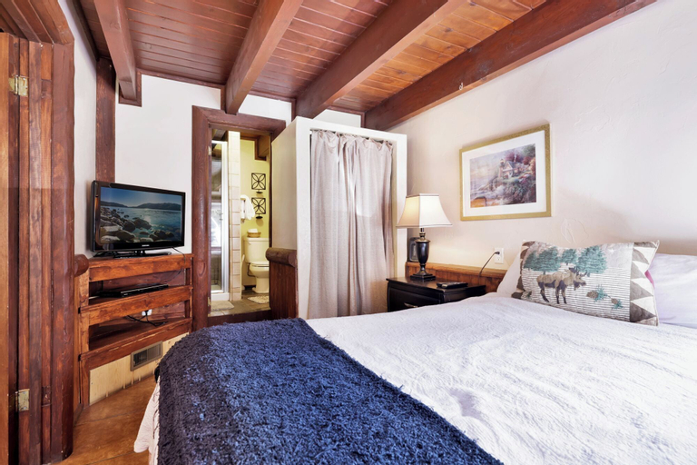 Bedroom 9