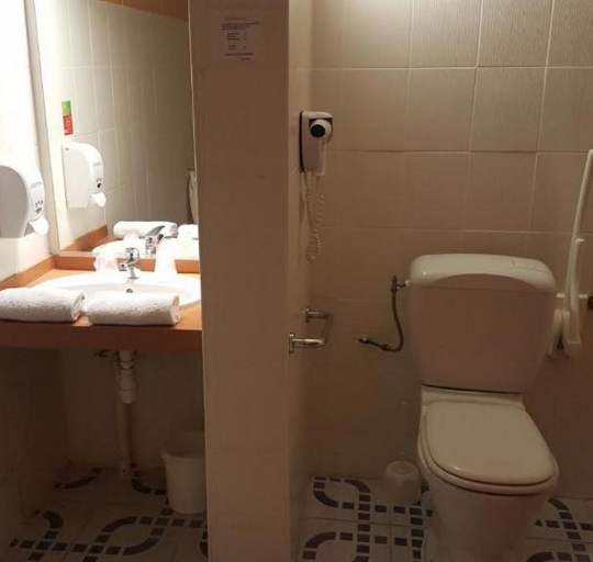 Bathroom 4